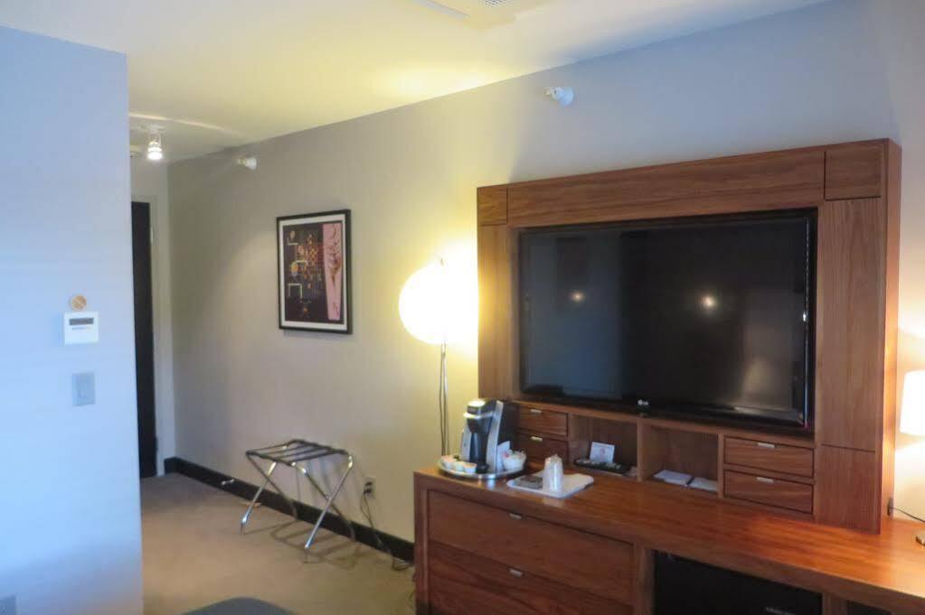 St. Paul Hotel Вустер Екстер'єр фото